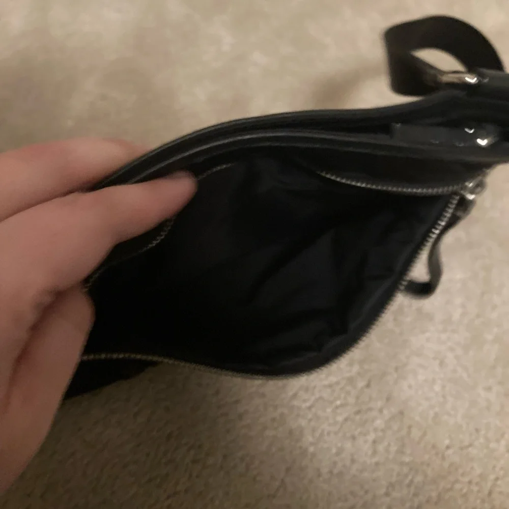 EUC TUMI Black Crossbody Bag - Picture 5 of 8